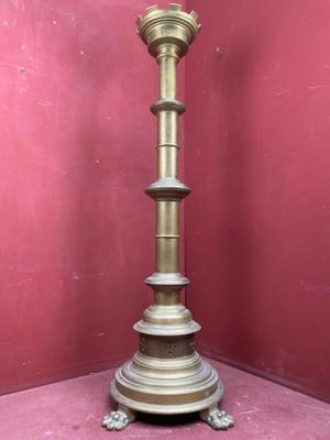 Exceptional Candle Holder style Gothic - style en Full Bronze, Belgium  19 th century ( Anno 1890 )
