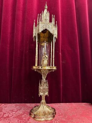 Exceptional Cylinder Reliquary style Gothic - Style en Brass / Bronze / Gilt / Polished and Varnished / Glass, France 19 th century ( Anno 1865 )