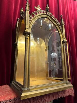 Exceptional Display Cabinet style Gothic - Style en Bronze - Gilt / Glass, France 19 th century ( Anno 1865 )