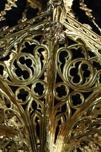 1 Gothic - style Exceptional Sanctuary Lamp