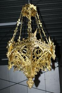 1 Gothic - style Exceptional Sanctuary Lamp