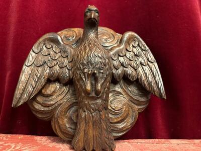 Fully Hand - Carved Dove ( Holy Spirit ) style Gothic - Style en Hand - Carved Wood Oak, Belgium  19 th century