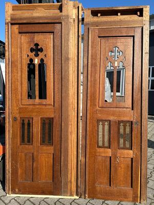 High Quality Confessional Doors style Gothic - Style en Solid - Oak wood, Belgium  19 th century