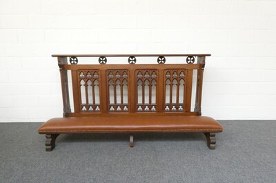 Kneeler Expected ! style Gothic - Style en Oak wood, Belgium  19 th century