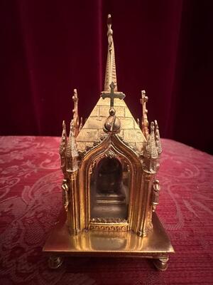1 Gothic - Style Reliquary Inside A Sculpted Chestnut In The Shape Of A Skull. Ex Carne B. Clemens M. Hofbauer