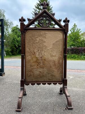 Screen style Gothic - Style en Walnut wood / Fabrics, France 19 th century ( Anno 1840 )