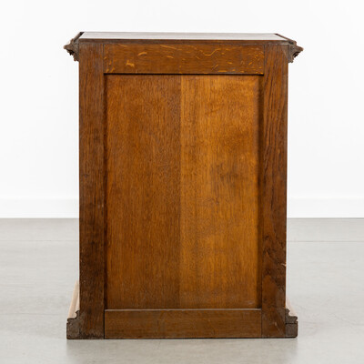 1 Gothic - Style Tabernacle Expected !!