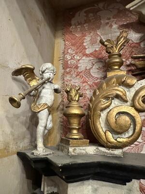 Holy Family Devotion - Shrine en Fully Handmade / Hand - Carved Wood / Glass / Fabrics, Spain 19 th century ( Anno 1825 )