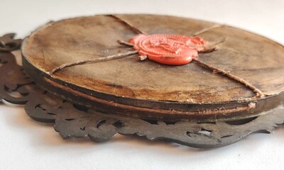 1  Large Multi Reliquary Passion Of Christ Expected !