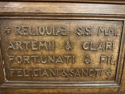 Large Reliquary  en Wood / Fabrics, Italy  18 th century