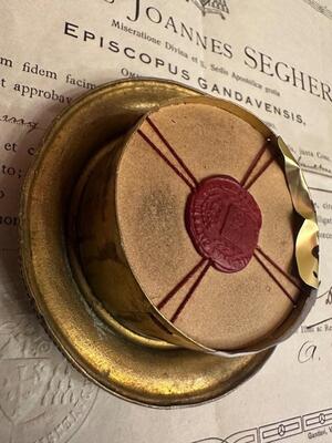 1  Large Reliquary - Relic Ex Veste Interiori St. Therese Of Lisieux With Original Document