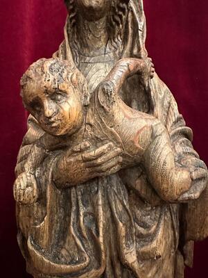 Madonna With Child Sculpture  en Hand - Carved Wood , Belgium  19 th century