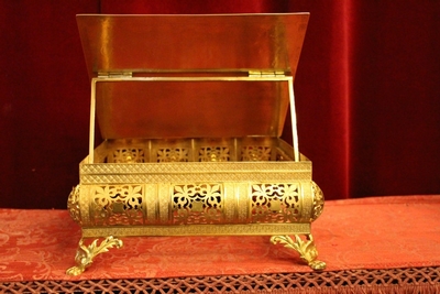 Missal Stand en Brass / Bronze / Glass / Emamel / New Polished and Varnished., France 19th century