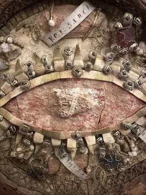 Multi Reliquary. Multiple First Class Relics Ex Ossibus Relics : S. Honoratius, S. Desiderius, S. Reparata, S. Christophorus, S. Adrianus. en Fully hand - made Monastery work. Wood / Glass / Embroidery / Papier Rolle, Italy 18 th century ( Anno 1725 )