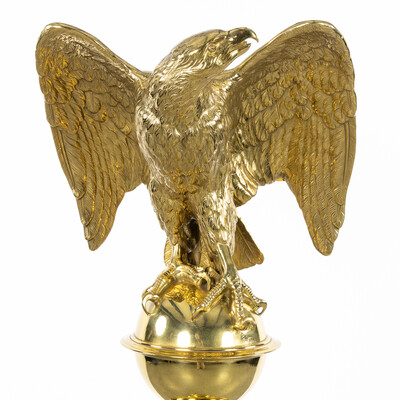 Eagle Lectern Inscription : 'To The Glory Of God. Presented By The Members Of St. Mary'S Men'S And Woman'S Bible Classes, Easter 1905.' style Neo Classicistic en Bronze, England 19 th century Donated : 1905