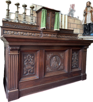 St. Therese Altar  style Neo Classicistic en Oak Wood, Belgium  19 th century ( Anno 1890 )