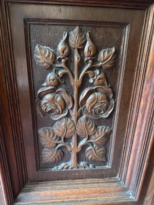 St. Therese Altar  style Neo Classicistic en Oak Wood, Belgium  19 th century ( Anno 1890 )