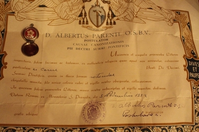 Relic With Certificate Belgium 20th century