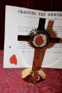 Reliquary Of The True Cross With Document Originally Sealed Belgium 19th century (1836)