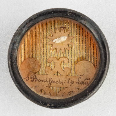 Reliquary - Relic Ex Ossibus St. Bonifacius With Original Document en Brass / Glass / Wax Seal, Belgium  19 th century