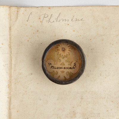 Reliquary - Relic St. Philomena With Original Document  en Brass / Glass / Wax Seal, Belgium  19 th century