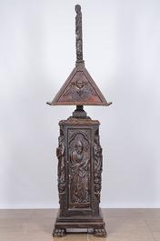 Lectern Expected ! style Renaissance en Hand - Carved Wood , Brittany - France 17 th century