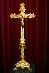 Altar - Cross Polished And Varnished. Weight 5.7 Kgs. style Romanesque en Bronze, France 19th century