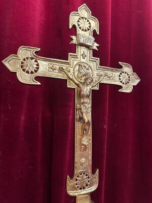 1 Romanesque - Style Altar - Cross