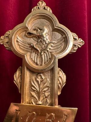 Exceptional Altar -Cross style Romanesque - Style en Bronze / Polished and Varnished, France 19 th century ( Anno 1875 )