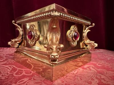 1 Romanesque - Style Tabor