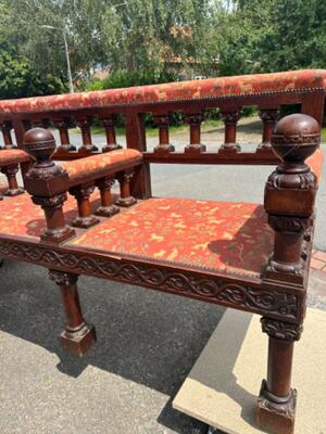 Very Rare Bench style Romanesque - Style en Oak / Fabrics, Belgium  19 th century ( Anno 1865 )