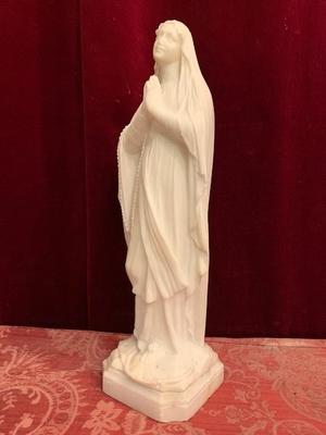 St. Mary Lourd Statue en Alabaster / Marble, Belgium 19th century
