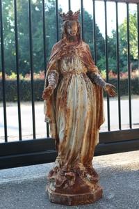 St. Mary Statue. Sandblasted And New Uv Resistand Paint. en CAST IRON, France 19th century
