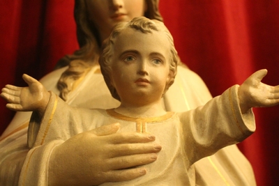 St. Mary Statue With Child en Terra-Cotta polychrome, France 19th century