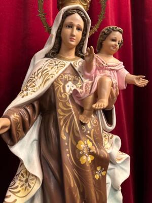 Statue Our Lady Of Carmel Glass Eyes en Plaster polychrome / Glass Eyes / Brass, Olot Spain 20 th century