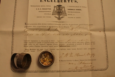 Theca With Relic Of The True Cross With Original Documentation Belgium 1859