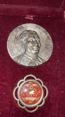Unique Reliquary - Relic Medallion Ex Ossibus St. Petrus Eymard In Original Case Italy 19th century