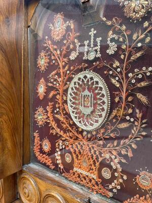 1  Very Rare Exceptional Devotional Cabinet With Relics - Reliquaries