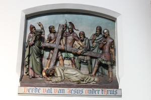 Stations Of The Cross. style Gothic - Style en Terra-Cotta polychrome, Belgium 19th century