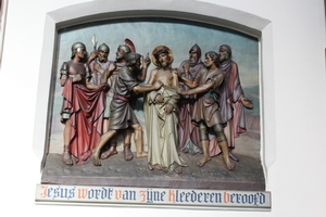 Stations Of The Cross. style Gothic - Style en Terra-Cotta polychrome, Belgium 19th century