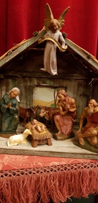 Nativity Set en hand-carved wood polychrome, Southern Germany 20th century