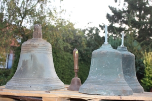 Bronze Church Bells. Largest Bell Has Been Sold ! en bronze, Belgium 19th century