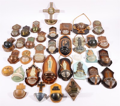 Holy Water Holders en Wood / Glass / Brass / Porcelain, 20 th century
