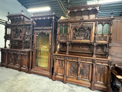 Exceptional Cabinets Expected ! Signed :By The Sculptor Of Italian Origin: Victor Aimone. Higher Price Range ! style Gothic - Style en Walnut wood , France 19 th century