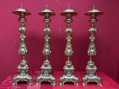 Candle Holders Measures Without Pin style Baroque - Style en Brass / Bronze / Polished and Varnished, Belgium  19 th century ( Anno 1835 )