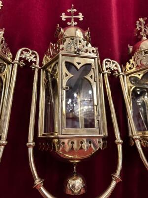 Exceptional Matching Lanterns style Gothic - Style en Brass / Bronze / Polished and Varnished / Glass, Belgium  19 th century ( Anno 1885 )