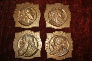 Plaquettes Of The 4 Evangelists. At Restauration Atelier. style Gothic - style en plaster polychrome, Dutch 19th century
