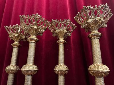 4  Matching Candle Sticks Height Without Pin.