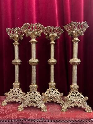 4  Matching Candle Sticks Height Without Pin.