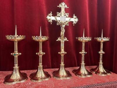 Matching Candle Sticks & Cross Height Without Pin. Measures Cross : H 68 Cm X W 31 Cm X D 20 Cm style Gothic - Style en Brass / Bronze / Polished and Varnished / Stones, Belgium  19 th century ( Anno 1885 )